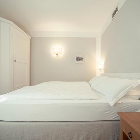 La Canonica Suite Apartments New Location Trento Exterior photo