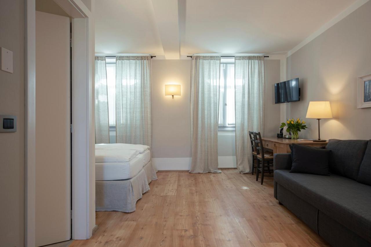 La Canonica Suite Apartments New Location Trento Exterior photo